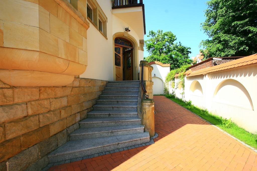 Hotel Palacyk Legnica Exterior photo