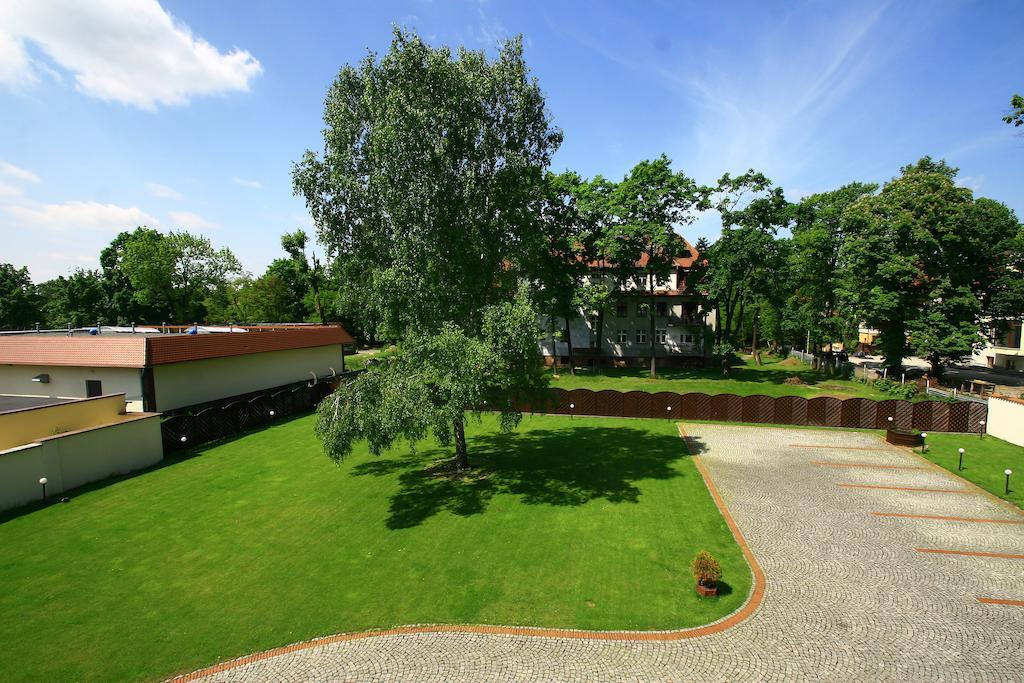 Hotel Palacyk Legnica Exterior photo